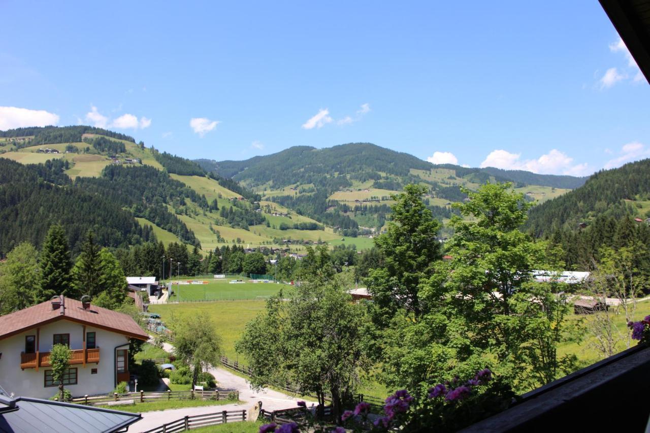 Haus Aster Hotel Wagrain Buitenkant foto